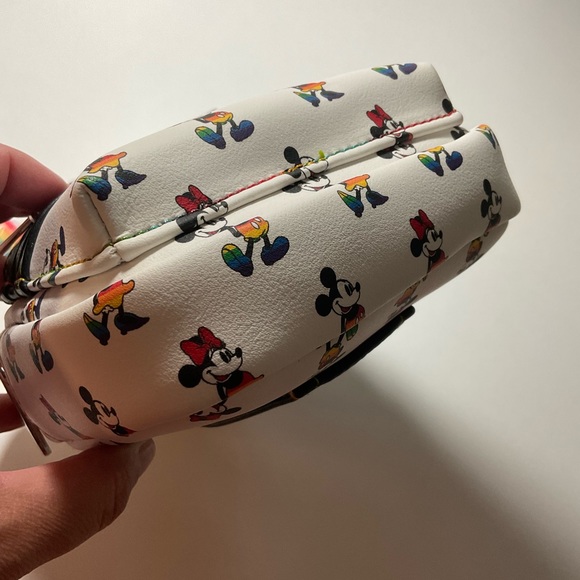 🌈Disney Loungefly Mickey and Minnie Mouse Mini Bag - Picture 5 of 6